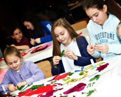 I DZIEŃ FERII - KWIATY Z BIBUŁY