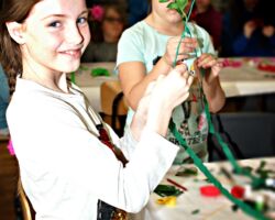 I DZIEŃ FERII - KWIATY Z BIBUŁY