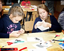 V DZIEŃ - HAFT KRZYŻYKOWY