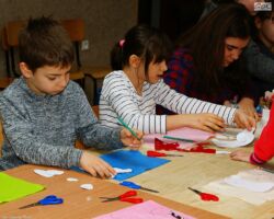 DZIEŃ VI - MASKOTKA Z FILCU