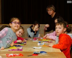 DZIEŃ VI - MASKOTKA Z FILCU