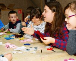 DZIEŃ VI - MASKOTKA Z FILCU