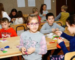 DZIEŃ VI - MASKOTKA Z FILCU