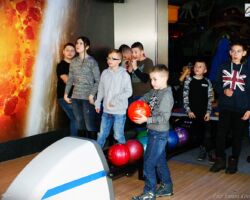 DZIEŃ VIII- KRĘGIELNIA I KOLOROWY ŚWIAT