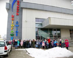 DZIEŃ VIII- KRĘGIELNIA I KOLOROWY ŚWIAT