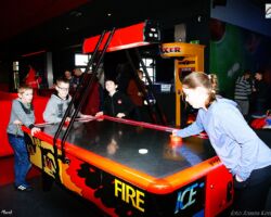 DZIEŃ VIII- KRĘGIELNIA I KOLOROWY ŚWIAT