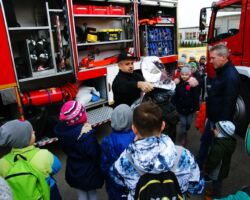 IV DZIEŃ - SPOTKANIE ZE STRAŻAKAMI PSP i OSP