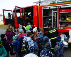 IV DZIEŃ - SPOTKANIE ZE STRAŻAKAMI PSP i OSP