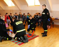 IV DZIEŃ - SPOTKANIE ZE STRAŻAKAMI PSP i OSP