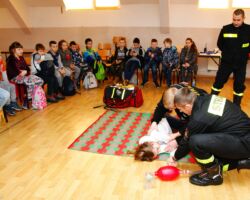 IV DZIEŃ - SPOTKANIE ZE STRAŻAKAMI PSP i OSP